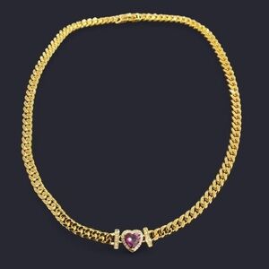 Gold heart necklace